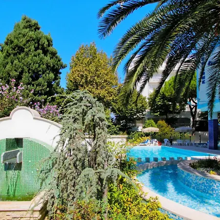 Locazione Turistica Holiday Rendez-vous - Pit190-1 * Пинето